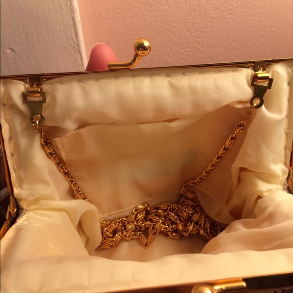 Vintage Crossbody Beaded Purse - Picture 11 of 13